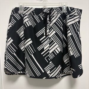 Slazenger Black and White Golf skort XL